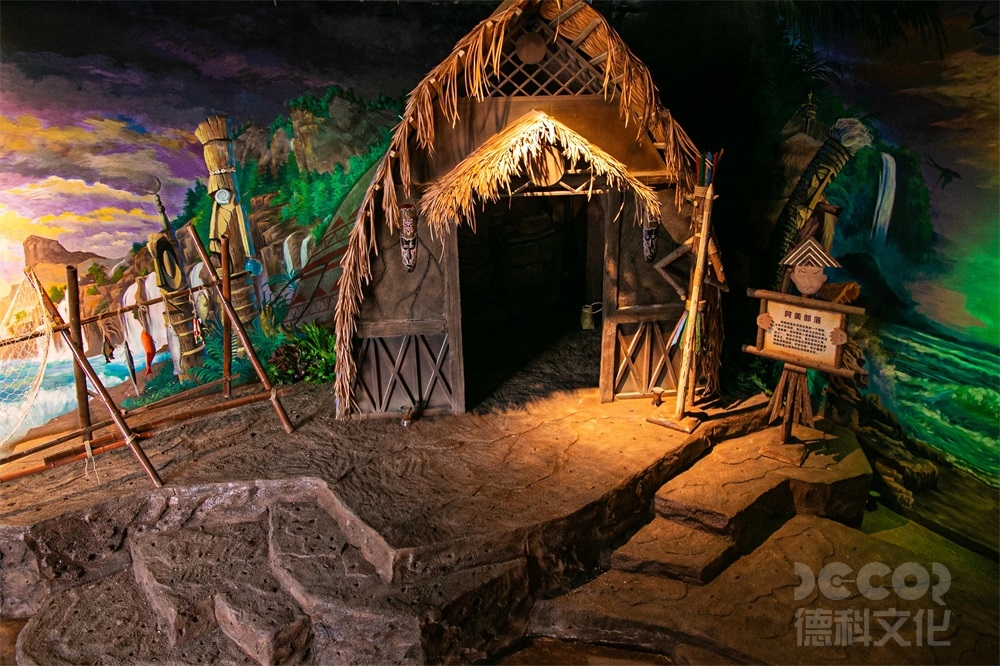 博物館設計中如何處理展品的交互式展示和保護？