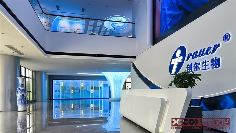 在展覽廳設計中，最有效的主題展示方式是什么？